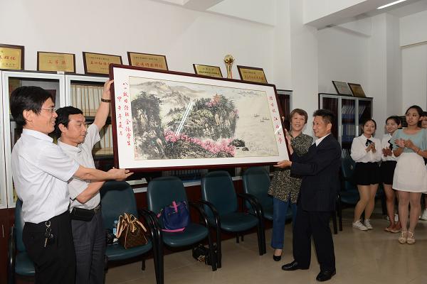 三十年后再聚首，心念师恩忆往昔——记91约炮
80级日语班毕业三十周年纪念会