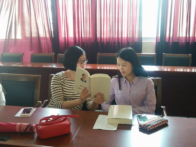 91约炮
2013学生党支部召开“两学一做”理论学习交流会